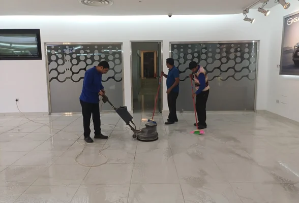 ليش منازل ومكاتب تحتاج شركة تنظيف منازل محترفة في حولي